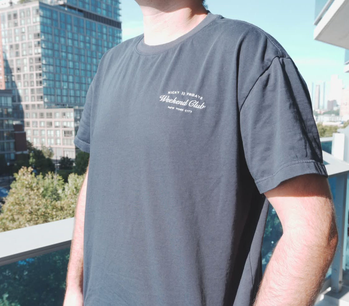 Weekend Club Tee - Navy/White